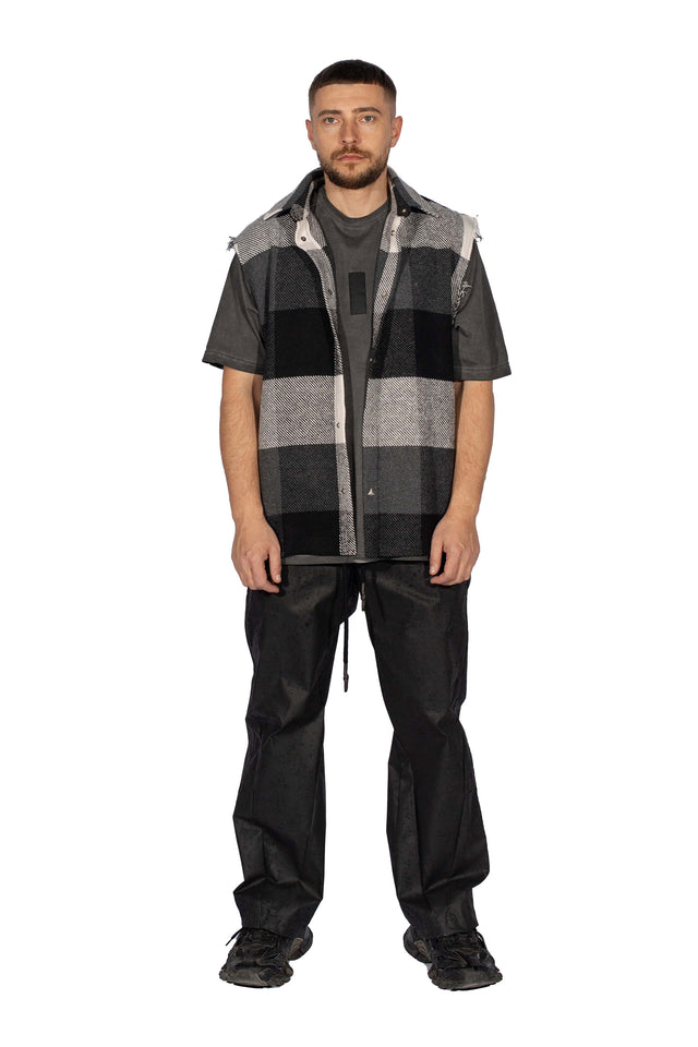 STRAY VEST