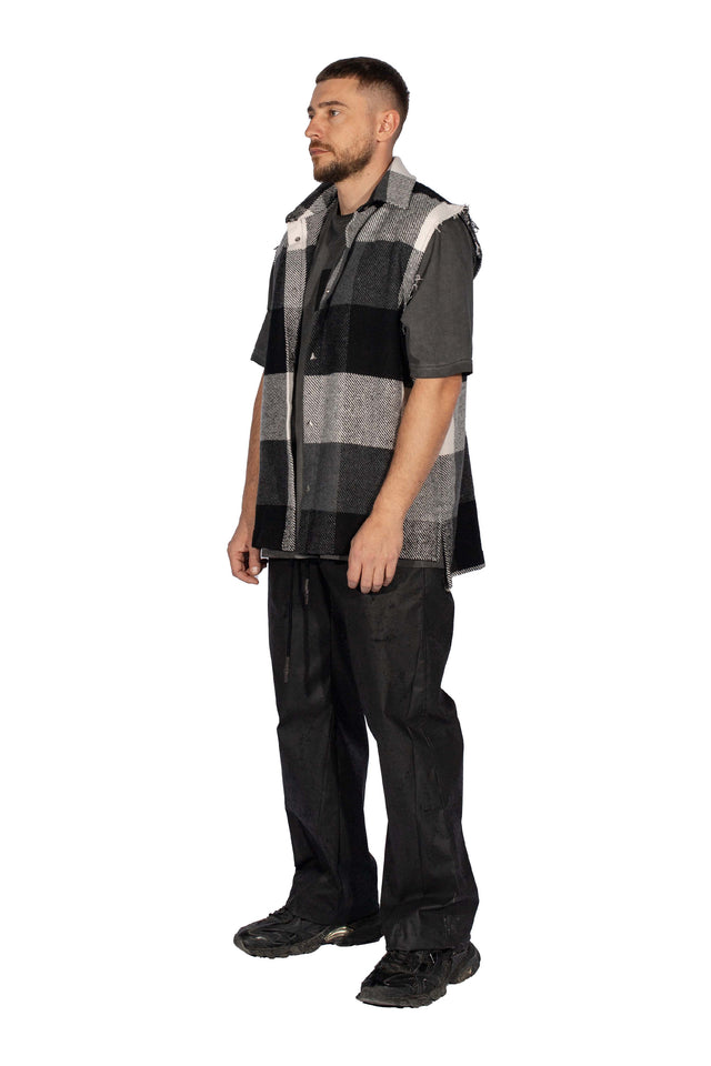 STRAY VEST