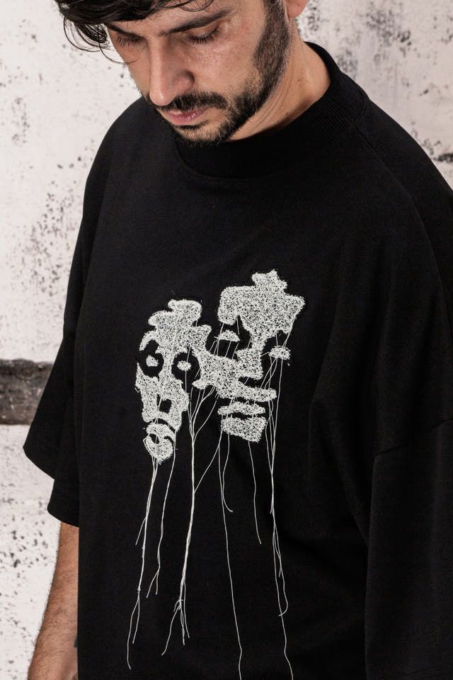 Wicked33 Presence oversized t-shirt, dual abstract embroidered portraits, front and back