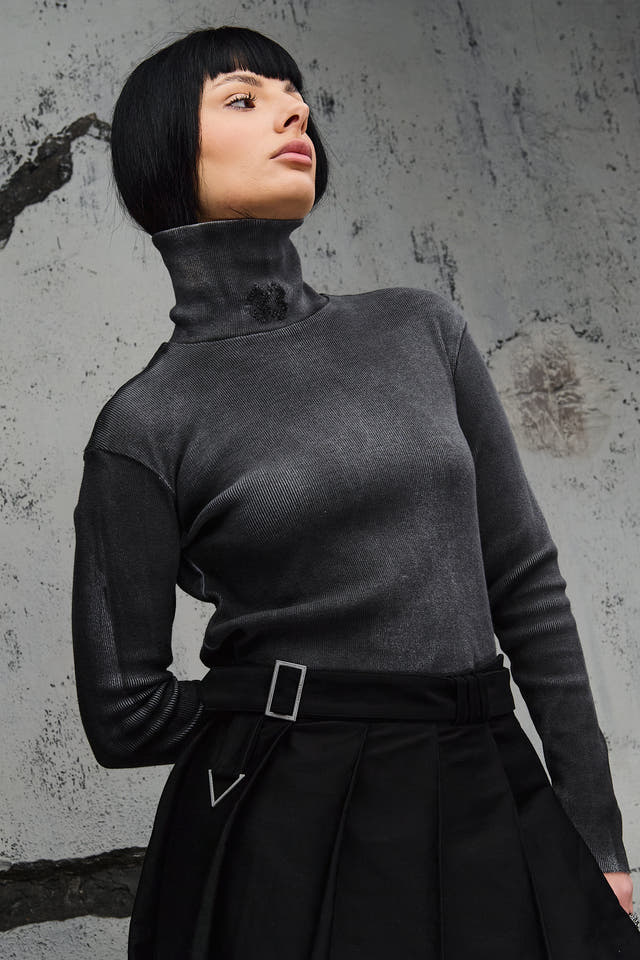 Wicked33 Veil turtleneck in dark grey / anthracite (hand dyed)