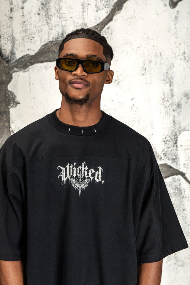 MOTH T-SHIRT