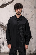 Wicked33 Contour oversized shirt, continuous-line embroidered portrait