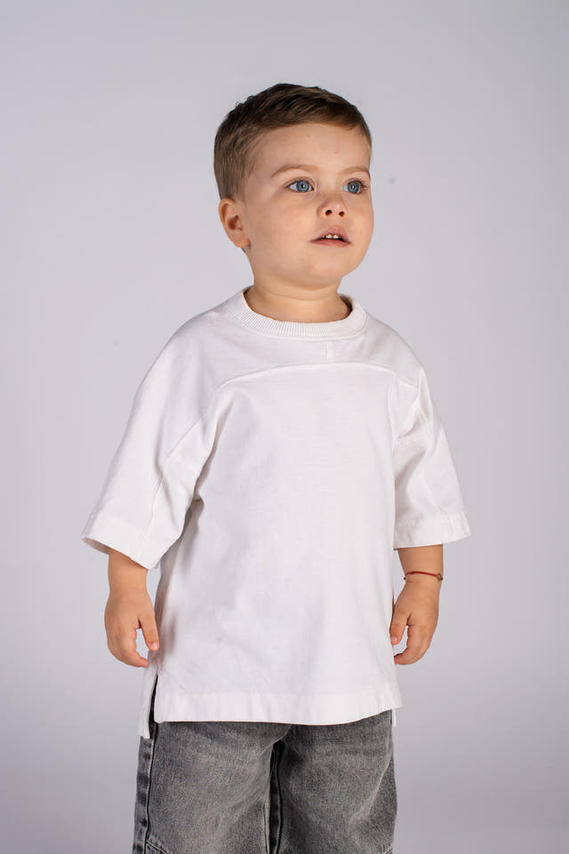 Wicked33 Guardian oversized t-shirt in dirty white / Off-white, oversized monochrome Doberman back print