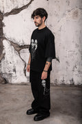 Wicked33 Entity oversized t-shirt, three connected abstract portraits