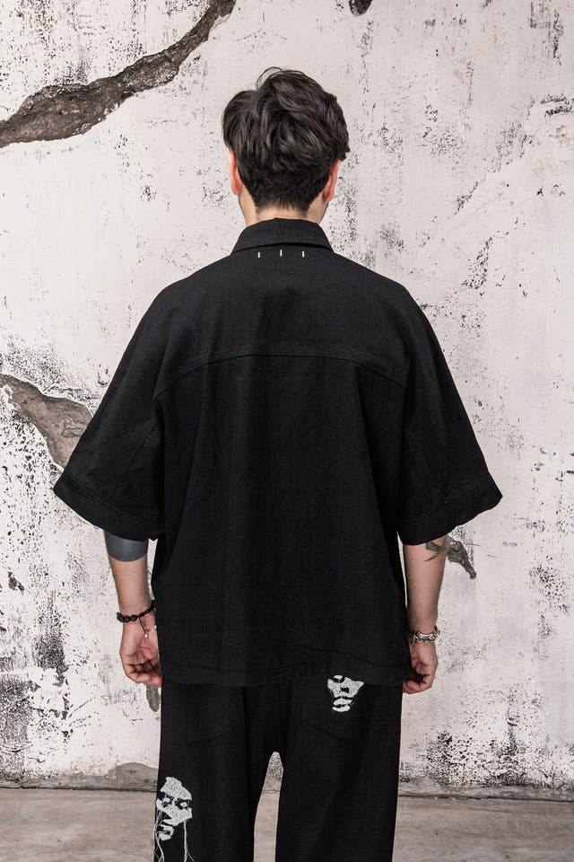 Wicked33 Parallel oversized shirt, two abstract embroidered portraits