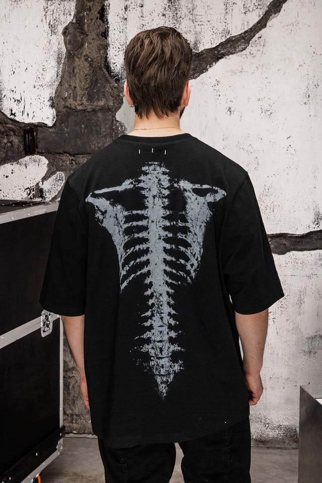 Wicked33 Skeleton oversized t-shirt in black, large rib cage graphic print with “33” on chest