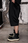 Wicked33 Vector shorts in black