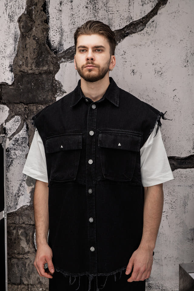 Wicked33 Raven streetwear vest in washed black