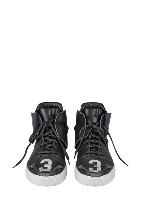 Offset Sneakers